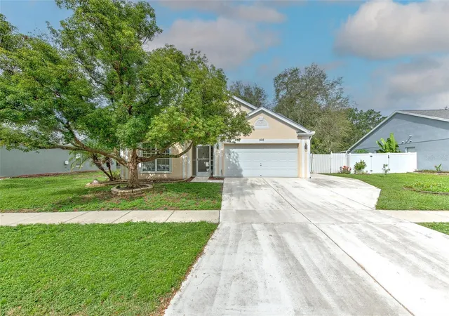 Single family home for sale at 235 Lakeway Ln, APOLLO BEACH, FL 33572 | MLS# TB8555741