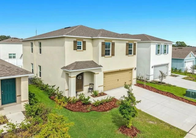 Photo 2 of Single family home for sale at 182 Amberwood Way, Umatilla, FL 32784 | MLS# G5118759 | Listing updated on 2026-10-09