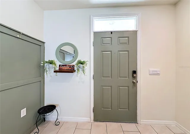 Photo 3 of Single family home for sale at 182 Amberwood Way, Umatilla, FL 32784 | MLS# G5118759 | Listing updated on 2026-10-09