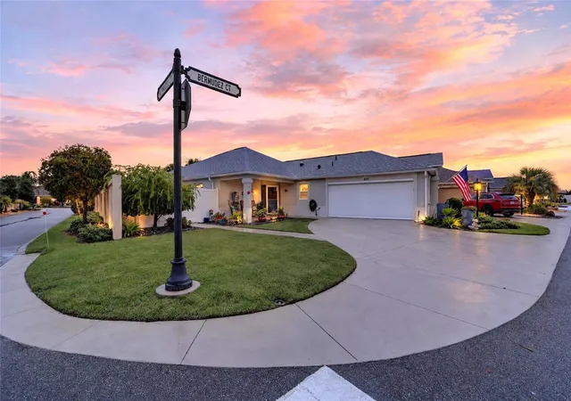 Single family home for sale at 639 Bermudez Ct, THE VILLAGES, FL 32162 | MLS# G5118760