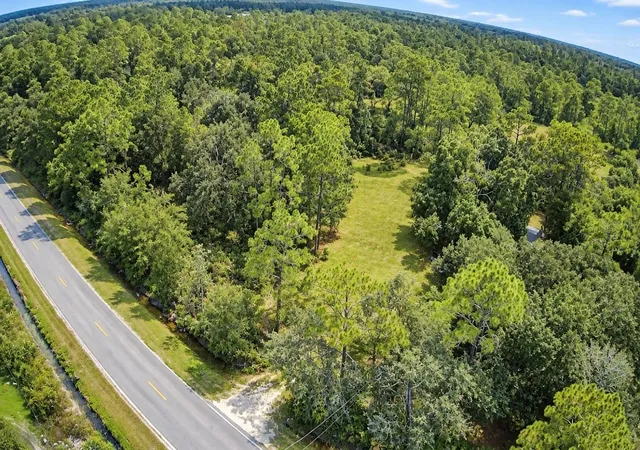 Photo 1 of Manufactured home for sale at 1533 Tiger Lake Rd, Lake Wales, FL 33898 | MLS# O6447957 | Listing updated on 2026-10-08