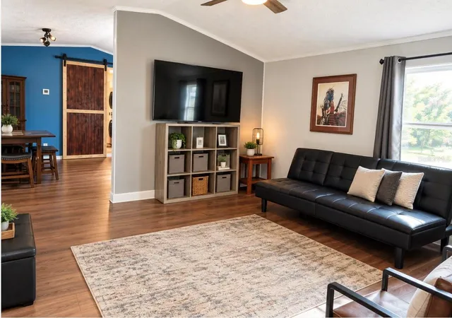 Photo 4 of Manufactured home for sale at 1533 Tiger Lake Rd, Lake Wales, FL 33898 | MLS# O6447957 | Listing updated on 2026-10-08