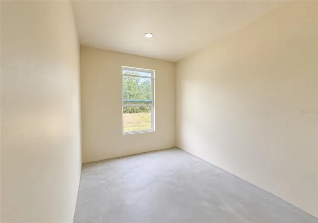 Photo 3 of Single family home for sale at 5025 SW 179th Place, Ocala, FL 34473 | MLS# S5159045 | Listing updated on 2026-10-08