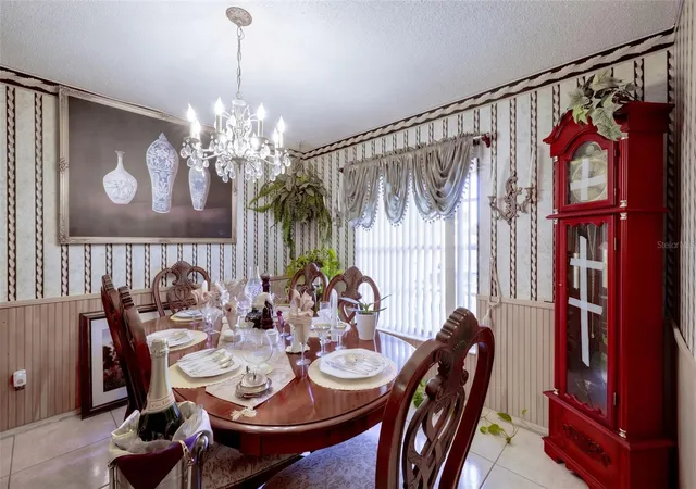 Photo 3 of Single family home for sale at 2675 Clearbrook Cir, Orlando, FL 32810 | MLS# O6447960 | Listing updated on 2026-10-11