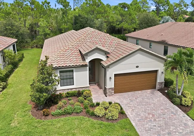Photo 2 of Single family home for sale at 12360 Canavese Ln, Venice, FL 34293 | MLS# N6146101 | Listing updated on 2026-10-08