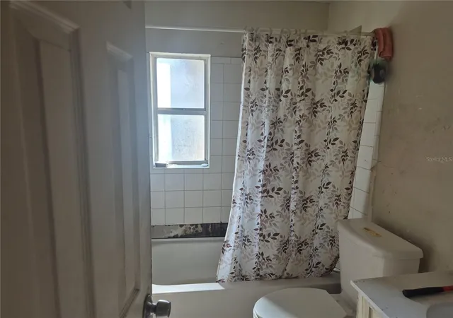 Photo 11 of Single family home for sale at 1909 W Palmetto St, TAMPA, FL 33607 | MLS# TB8555755 | Listing updated on 2026-10-20