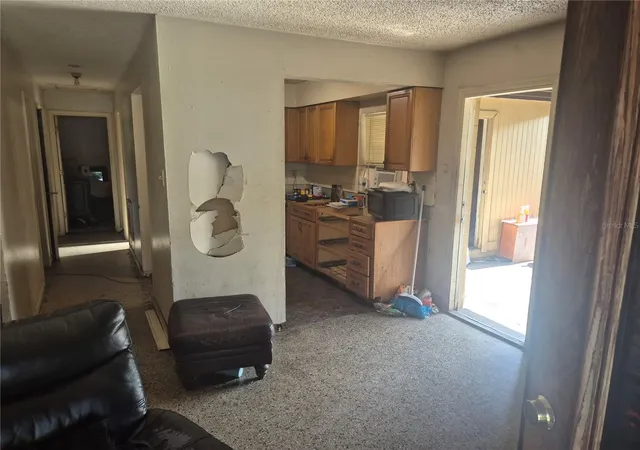 Photo 2 of Single family home for sale at 1909 W Palmetto St, Tampa, FL 33607 | MLS# TB8555755 | Listing updated on 2026-10-20
