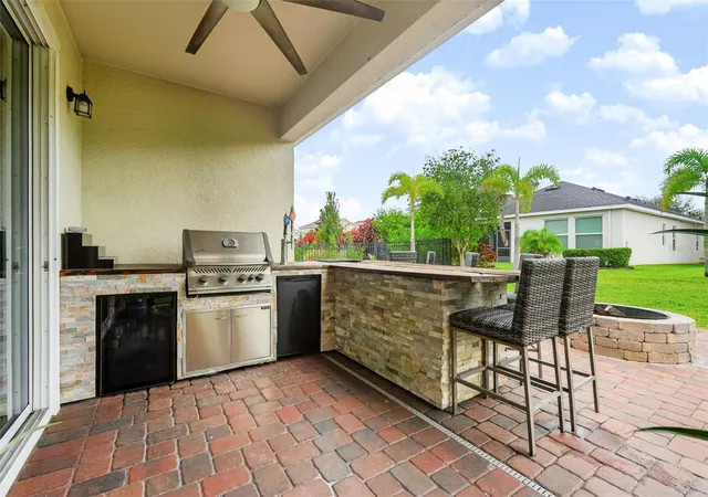 Photo 2 of Single family home for sale at 6118 Voyagers Pl, Apollo Beach, FL 33572 | MLS# TB8555759 | Listing updated on 2026-10-09