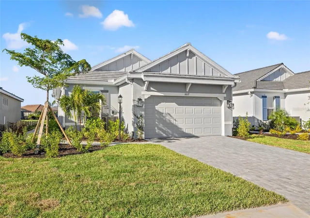 Photo 1 of Single family home for sale at 16117 Isola Pl, Bradenton, FL 34211 | MLS# A4708785 | Listing updated on 2026-10-23