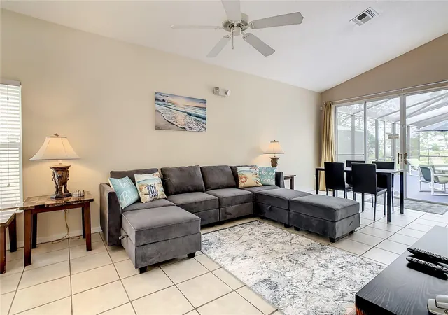 Photo 4 of Single family home for sale at 16833 Glenbrook Blvd, Clermont, FL 34714 | MLS# O6447977 | Listing updated on 2026-10-08