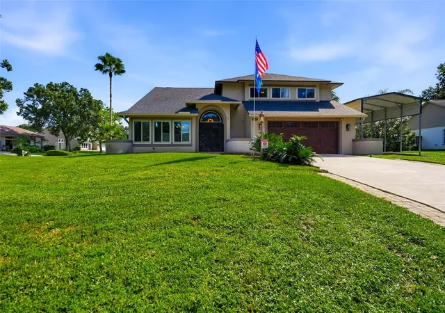 Photo 2 of Single family home for sale at 2715 Mock Orange Ct, Valrico, FL 33594 | MLS# TB8555771 | Listing updated on 2026-10-29