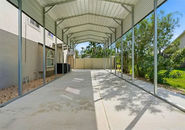 Photo 4 of Single family home for sale at 2715 Mock Orange Ct, Valrico, FL 33594 | MLS# TB8555771 | Listing updated on 2026-10-29