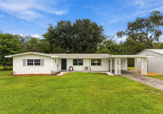 Photo 1 of Single family home for sale at 5223 Azalea Cir, Dade City, FL 33523 | MLS# TB8555774 | Listing updated on 2026-10-08