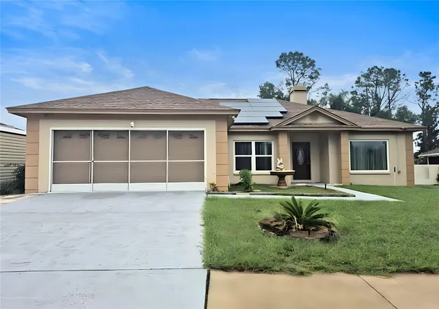 Photo 1 of Single family home for sale at 902 Greenbelt Cir, Brandon, FL 33510 | MLS# TB8555775 | Listing updated on 2026-10-20