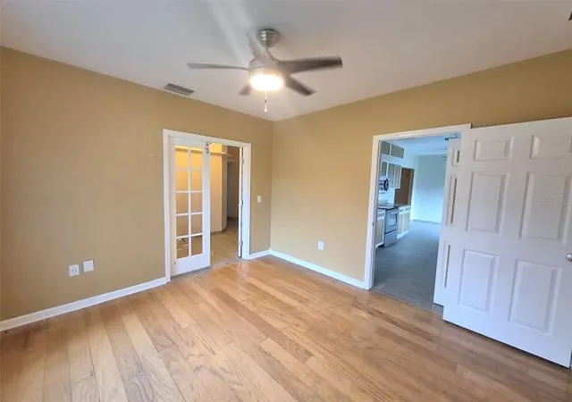 Photo 3 of Single family home for sale at 902 Greenbelt Cir, Brandon, FL 33510 | MLS# TB8555775 | Listing updated on 2026-10-08