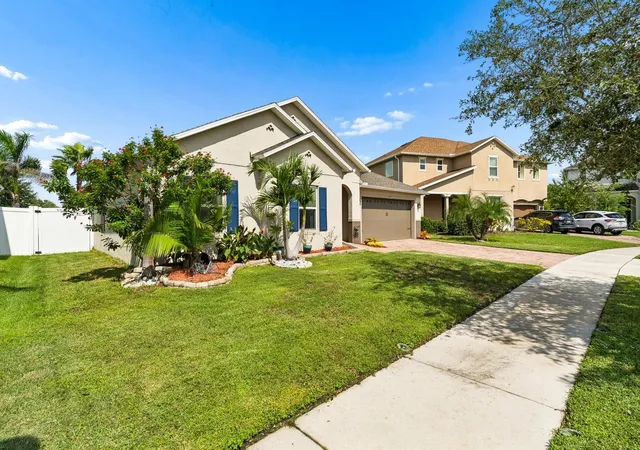 Photo 2 of Single family home for sale at 11327 Brighton Knoll Loop, Riverview, FL 33579 | MLS# TB8555776 | Listing updated on 2026-10-10