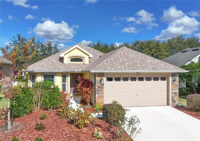 Single family home for sale at 3003 New Hvn Pl, MOUNT DORA, FL 32757 | MLS# O6447984