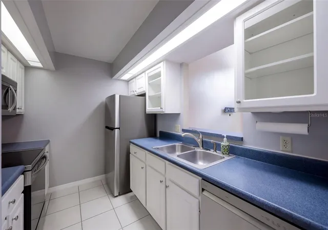 Photo 4 of Townhouse for sale at 499 Club Dr, Winter Springs, FL 32708 | MLS# O6447987 | Listing updated on 2026-10-14