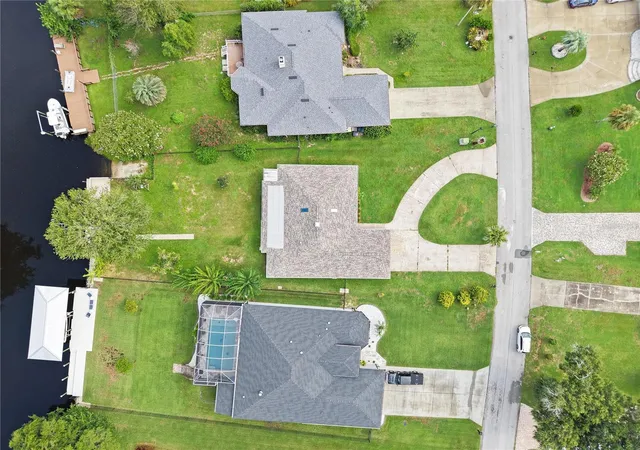 Photo 4 of Single family home for sale at 5012 S Deep Water Point, Homosassa, FL 34448 | MLS# TB8555785 | Listing updated on 2026-10-10