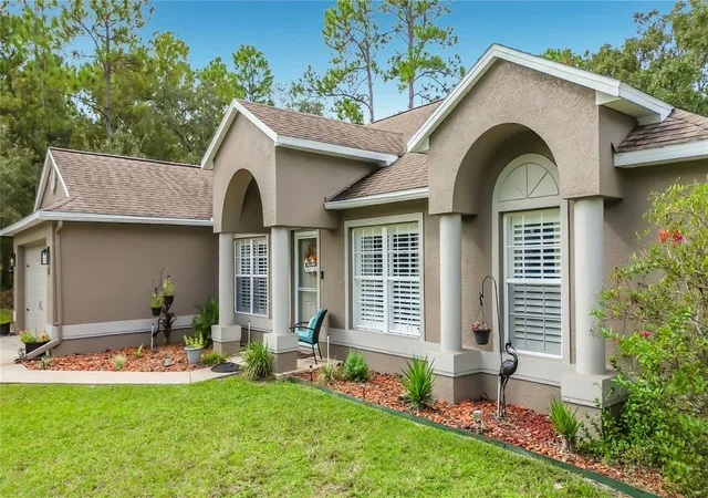 Photo 4 of Single family home for sale at 15 Pitcairn Ct, Homosassa, FL 34446 | MLS# W7890162 | Listing updated on 2026-10-08