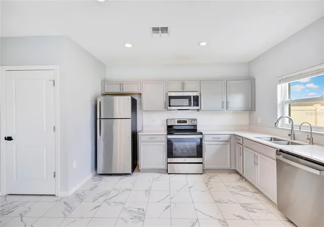 Photo 3 of Single family home for sale at 720 Taurus Ln, Saint Cloud, FL 34772 | MLS# S5159055 | Listing updated on 2026-10-08