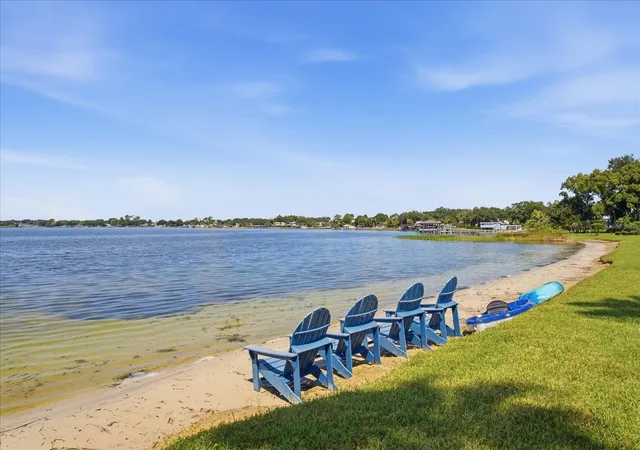 Photo 3 of Single family home for sale at 7500 Daetwyler Dr, Orlando, FL 32812 | MLS# O6447990 | Listing updated on 2026-10-08
