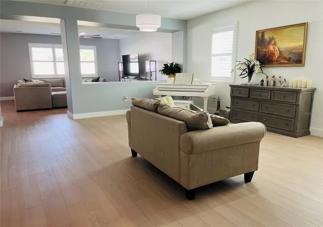 Photo 4 of Single family home for sale at 14037 Pecan Orchard Dr, Winter Garden, FL 34787 | MLS# O6447993 | Listing updated on 2026-10-09