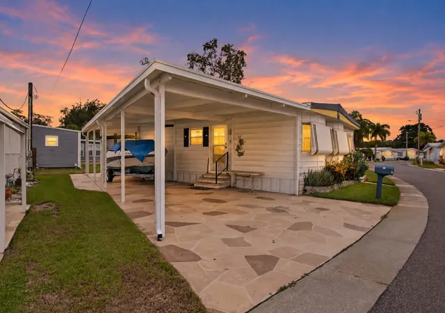 Photo 1 of Manufactured home for sale at 70 Schooner Dr #70, Palm Harbor, FL 34683 | MLS# TB8555795 | Listing updated on 2026-10-09