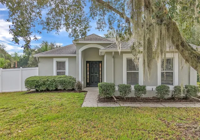 Single family home for sale at 2073 Hayfield Way, APOPKA, FL 32712 | MLS# O6447995