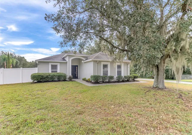 Photo 4 of Single family home for sale at 2073 Hayfield Way, Apopka, FL 32712 | MLS# O6447995 | Listing updated on 2026-10-08