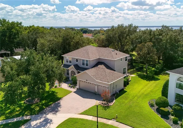 Photo 3 of Single family home for sale at 4079 Greystone Dr, Clermont, FL 34711 | MLS# S5159058 | Listing updated on 2026-10-21