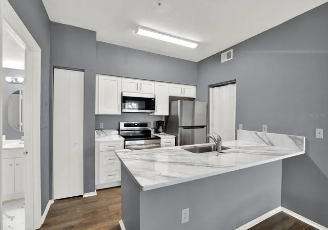 Photo 4 of Condo for sale at 10764 70th Avenue #2208, Seminole, FL 33772 | MLS# TB8555799 | Listing updated on 2026-10-08