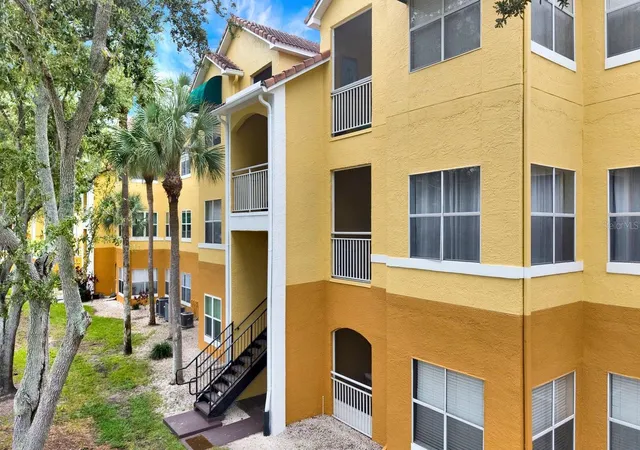 Photo 2 of Condo for sale at 10764 70th Avenue #2208, Seminole, FL 33772 | MLS# TB8555799 | Listing updated on 2026-10-08