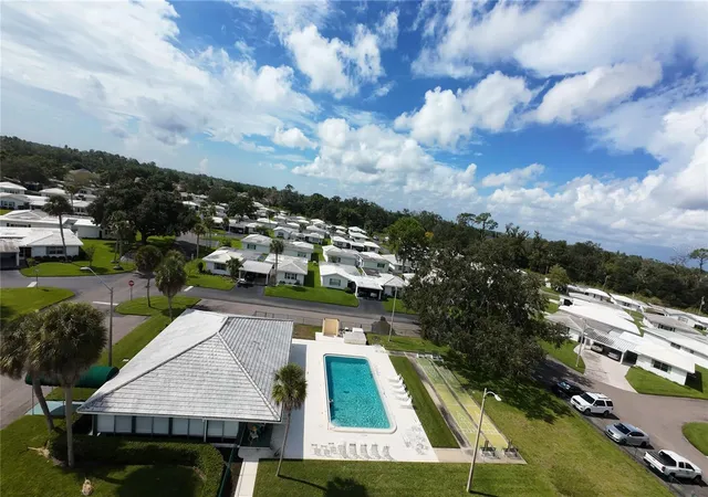 Photo 3 of Condo for sale at 506 Cameo Dr, Lakeland, FL 33803 | MLS# L4965612 | Listing updated on 2026-10-11