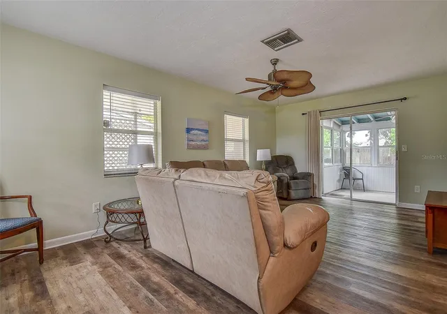 Photo 3 of Single family home for sale at 6237 Dalton St, Spring Hill, FL 34606 | MLS# TB8555802 | Listing updated on 2026-10-07
