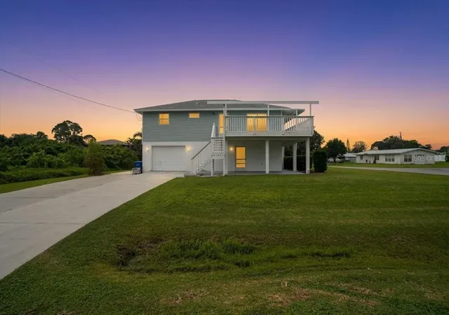 Photo 2 of Single family home for sale at 4104 Strombus Rd, Venice, FL 34293 | MLS# N6146102 | Listing updated on 2026-10-15