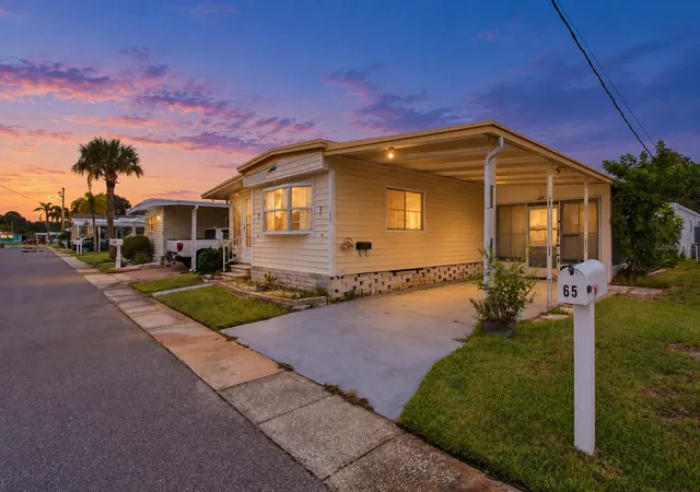 Manufactured home for sale at 65 Schooner Dr #65, PALM HARBOR, FL 34683 | MLS# TB8555805