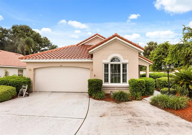 Photo 2 of Single family home for sale at 755 Via Milano, Apopka, FL 32712 | MLS# O6448007 | Listing updated on 2026-10-10