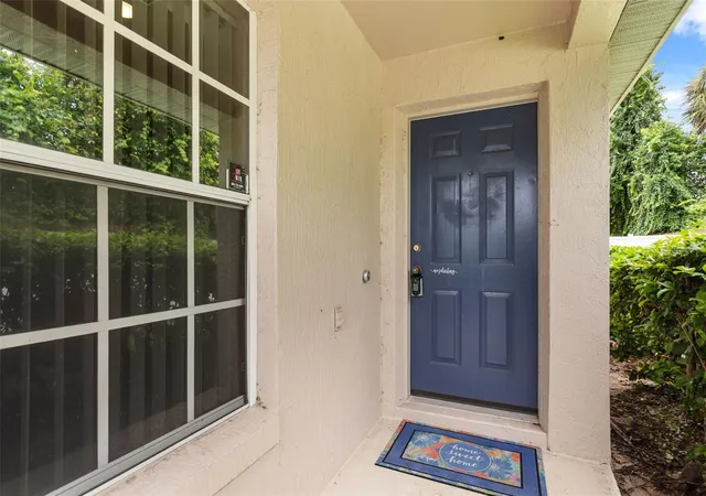 Photo 3 of Single family home for sale at 755 Via Milano, Apopka, FL 32712 | MLS# O6448007 | Listing updated on 2026-10-10