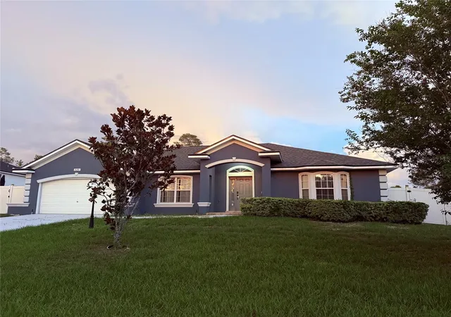Photo 2 of Single family home for sale at 16201 Sw 47th Terrace, Ocala, FL 34473 | MLS# OM733617 | Listing updated on 2026-10-08