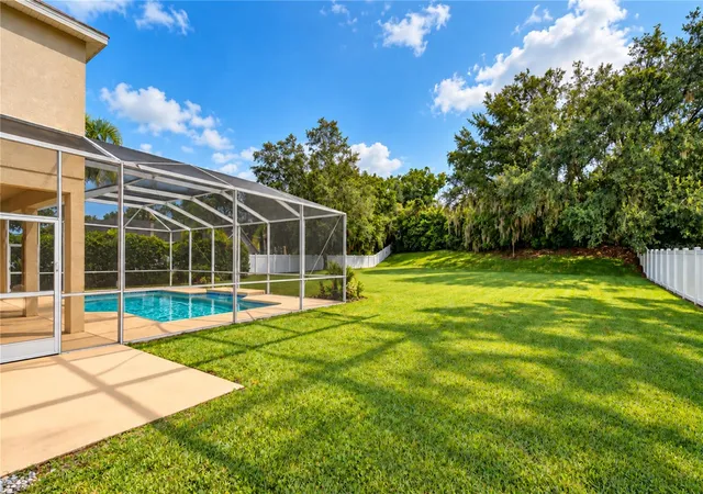 Photo 2 of Single family home for sale at 5104 Whispering Leaf Trl, Valrico, FL 33596 | MLS# TB8555813 | Listing updated on 2026-10-09