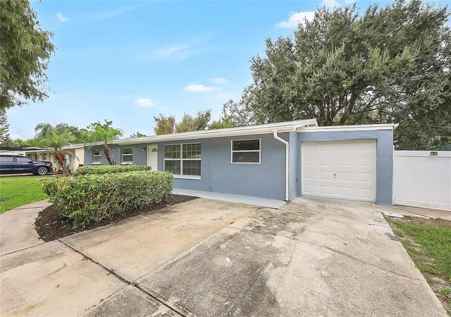 Photo 2 of Single family home for sale at 1604 Arnold Dr, Melbourne, FL 32935 | MLS# O6448009 | Listing updated on 2026-10-08
