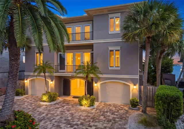 Photo 2 of Single family home for sale at 505 Harbor Dr, Belleair Beach, FL 33786 | MLS# TB8555815 | Listing updated on 2026-10-24