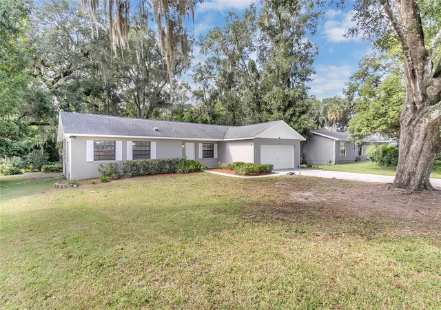Photo 2 of Single family home for sale at 432 Hickory Rd, Apopka, FL 32712 | MLS# O6448020 | Listing updated on 2026-10-08