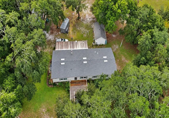 Photo 4 of Manufactured home for sale at 9190 SW 156th Place, Dunnellon, FL 34432 | MLS# O6448022 | Listing updated on 2026-10-08