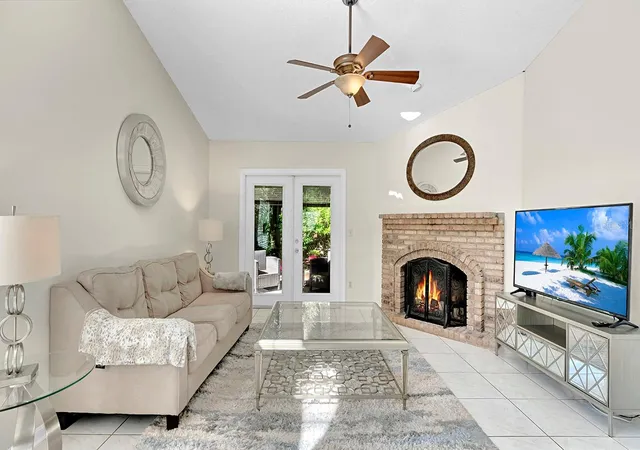 Photo 3 of Multi family home for sale at 2820 Risser Ave, Orlando, FL 32812 | MLS# O6448026 | Listing updated on 2026-10-15