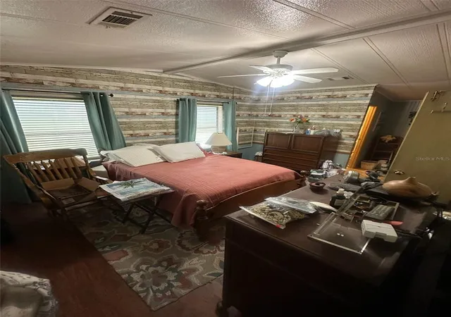 Photo 3 of Manufactured home for sale at 438 Tarrson Blvd, Lady Lake, FL 32159 | MLS# TB8555821 | Listing updated on 2026-10-09