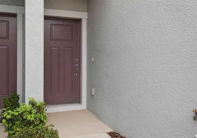 Photo 4 of Townhouse for sale at 9146 Hillcroft Dr, Riverview, FL 33578 | MLS# TB8555824 | Listing updated on 2026-10-08