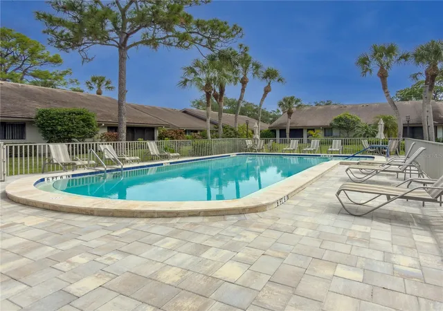 Photo 4 of House for sale at 3123 Sandleheath #4, Sarasota, FL 34235 | MLS# A4708807 | Listing updated on 2026-10-08