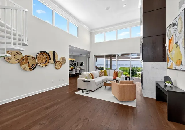 Photo 3 of Single family home for sale at 3488 Mistletoe Ln, Longboat Key, FL 34228 | MLS# A4708808 | Listing updated on 2026-10-08